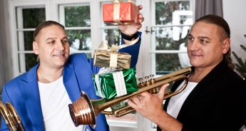 O tradycjach świątecznych, kolędowaniu i podróżowaniu – opowiadają Paweł i Łukasz Golcowie z zespołu Golec uOrkiestra